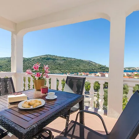 Apartment Nedi Podglavica