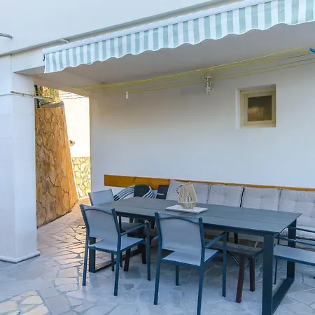 Nedi Apartment *