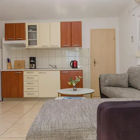 Nedi Apartment *