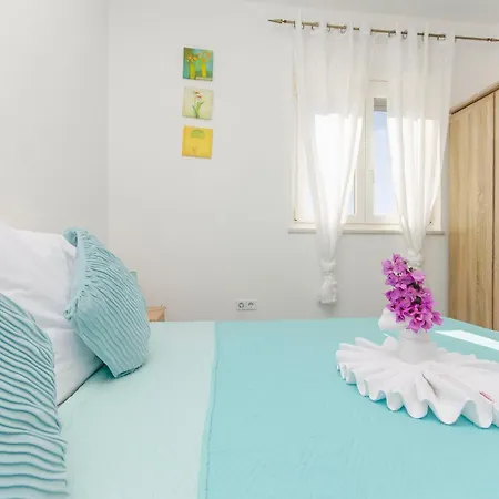 Nedi Apartment Podglavica