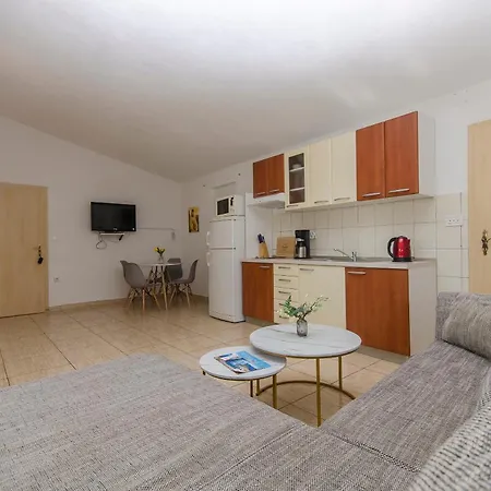 Nedi Apartment Podglavica